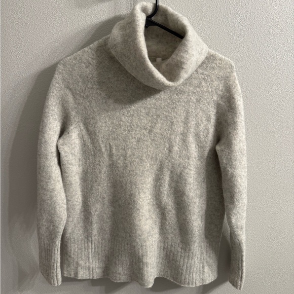 Aritzia Plutarch Sweater - Picture 1 of 5